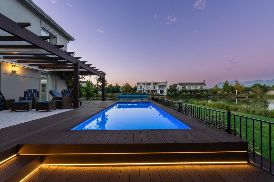5 Bedroom Property for Sale in Val De Vie Estate Western Cape